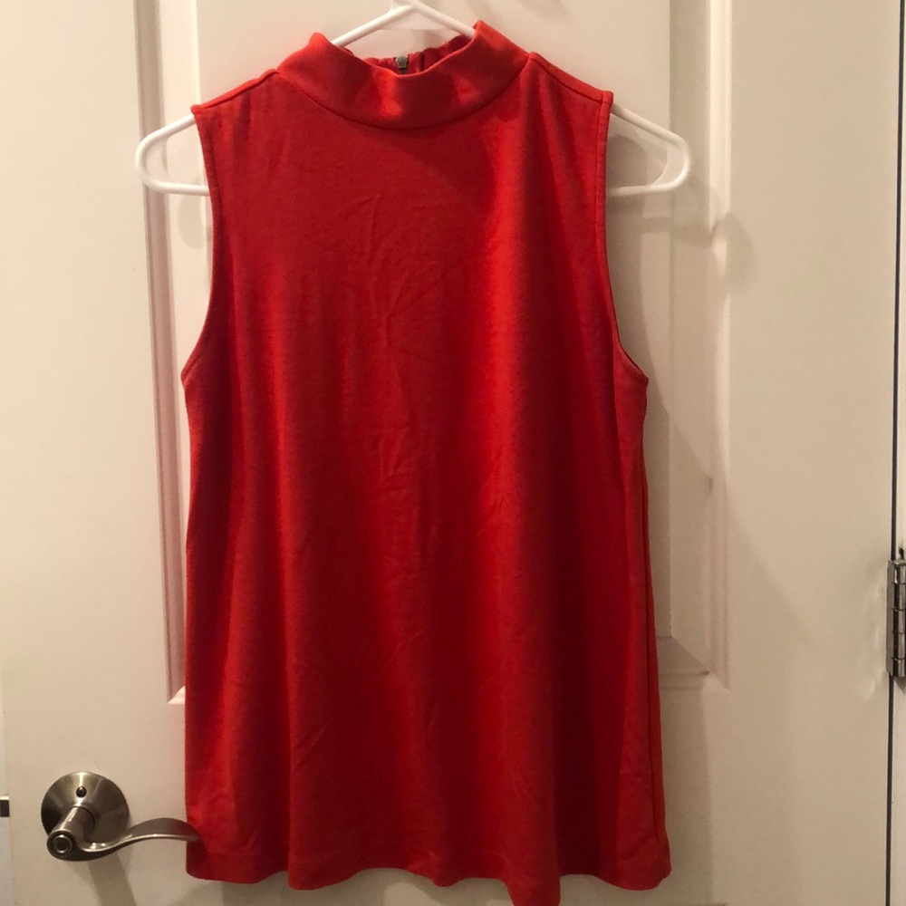 Sleeveless top